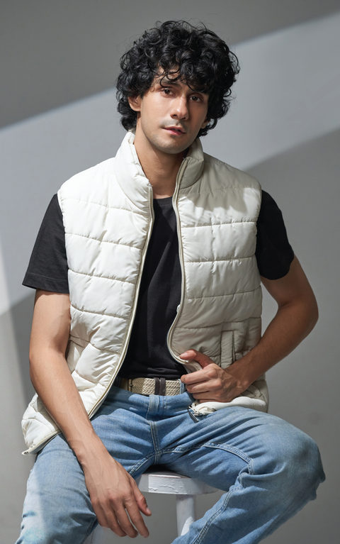 ASH WHITE EXCLUSIVE PUFFER JACKET  (SLEEVELESS)